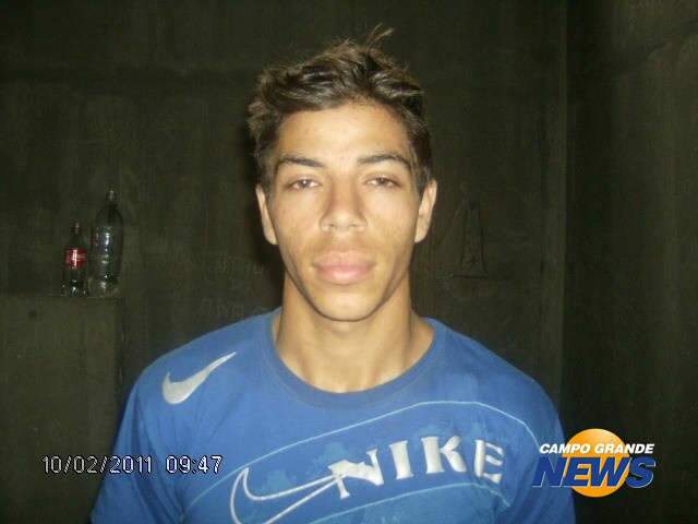  Justi&ccedil;a adia julgamento de rapaz que matou por causa de som alto 