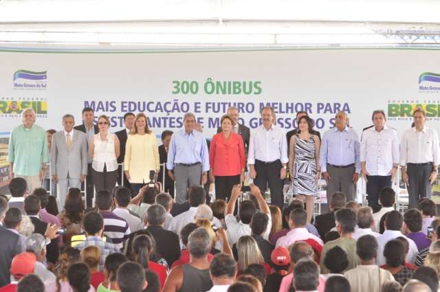 Presidente enfrenta manifestantes e diz que &ldquo;gritar &eacute; democracia&rdquo;