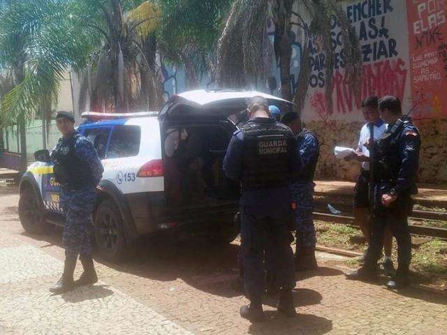 Guarda flagrou traficantes, bandidos e condutor embriagado ap&oacute;s causar acidente 