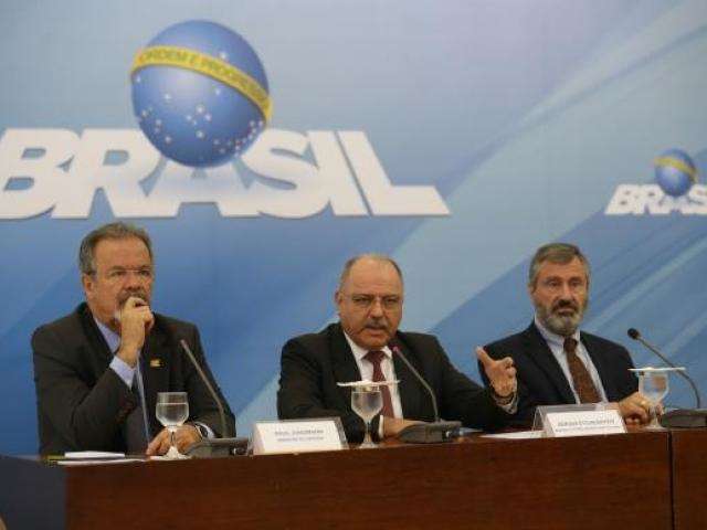 Governo lan&ccedil;a Plano Nacional de Seguran&ccedil;a e promete refor&ccedil;ar fronteiras