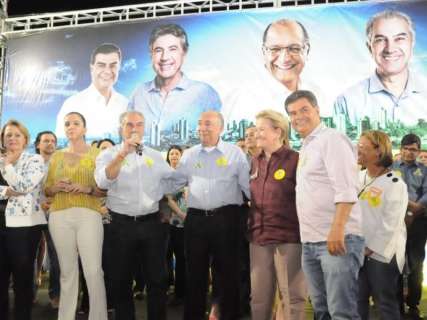 Em evento, Pedro Chaves declara apoio à reeleição de Azambuja