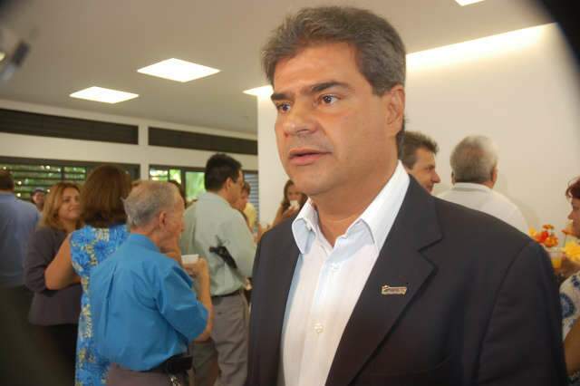  Andr&eacute; e Trad v&atilde;o a jantar do PMDB em homenagem a Lula e Dilma