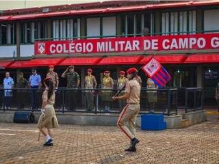 Colégio Militar da Capital fica no bairro Santa Carmélia (Foto: Reprodução/CMCG)