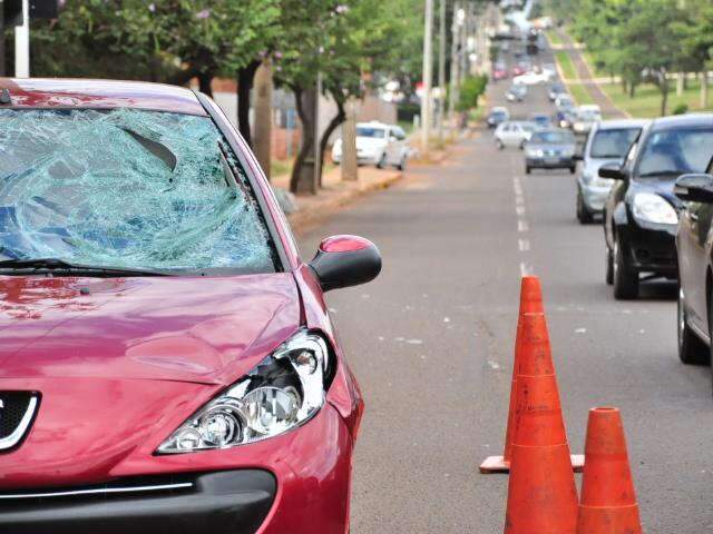  Mulher &eacute; atropelada em frente a shopping na Capital