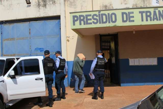 Empres&aacute;rio e mais 3 alvos do Gaeco chegam ao Pres&iacute;dio de Tr&acirc;nsito