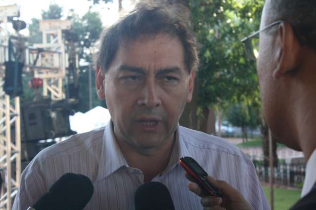Para reverter derrubada de vetos, Bernal diz que pode acionar a Justi&ccedil;a