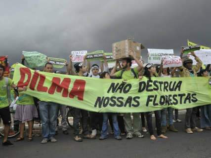  Dilma deve editar vetos ao Código Florestal por MP, diz bancada de MS