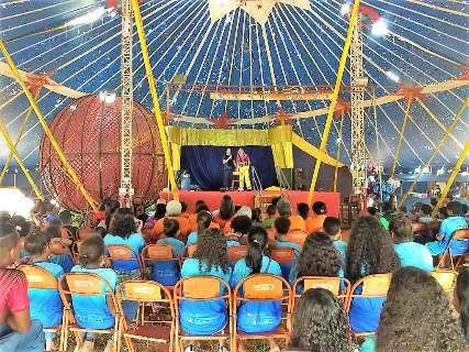 Dia Mundial do Teatro e Dia Nacional do Circo estendem eventos por toda a semana