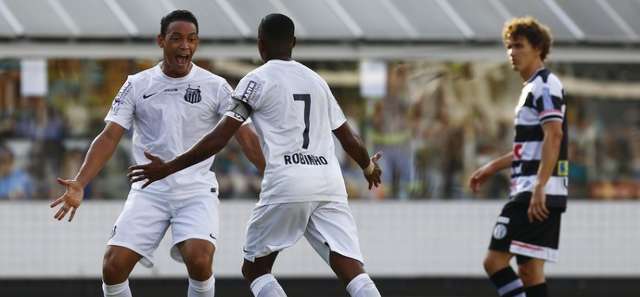 Santos goleia e tamb&eacute;m est&aacute; na semifinal do Campeonato Paulista