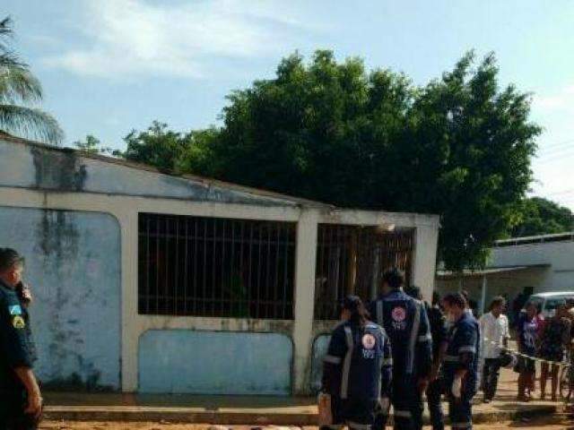 Homem &eacute; morto a tiros e assassino do filho dele &eacute; apontado como suspeito