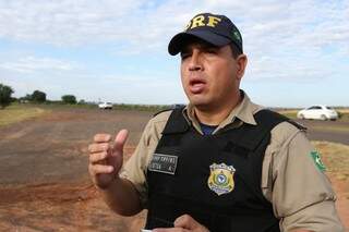 Segundo Airton Motti, ocorrências deixam policiais fora dos postos por até dez horas. (Marcelo Victor)