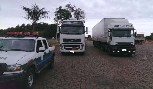 Carretas s&atilde;o apreendidas na BR-163 com mais de 47 mil litros de metanol
