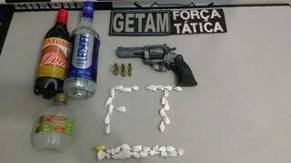Festa &#039;regada&#039; a &aacute;lcool, drogas e arma para menores termina com tr&ecirc;s presos