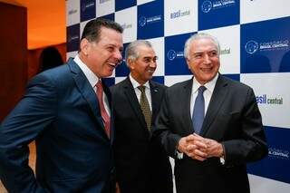 Reinaldo Azambuja se reuniu com governadores e o presidente Michel Temer nesta sexta-feira (Foto: Alan Santos/PR)