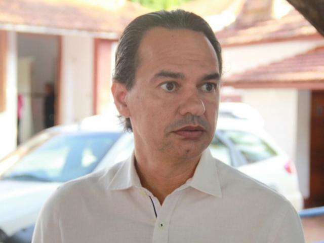 Prefeito re&uacute;ne secret&aacute;rios e diretores para definir metas de agosto