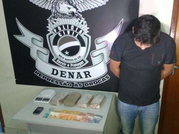 Suspeito de tr&aacute;fico usa FGTS para comprar coca&iacute;na, mas acaba preso