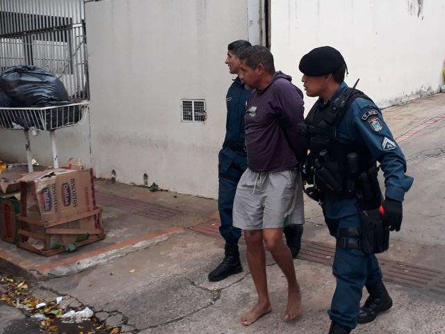 Morador de rua esfaqueia outro com faca de 20 cent&iacute;metros no Centro Pop