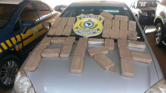 A&ccedil;ougueiro &eacute; preso com 36 quilos de coca&iacute;na em fundo falso de ve&iacute;culo
