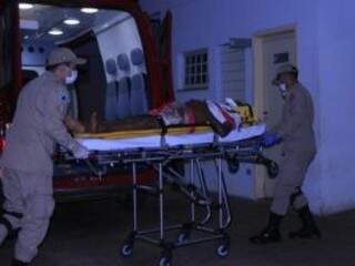 Motociclista &eacute; atingido por raio durante temporal na MS-306 