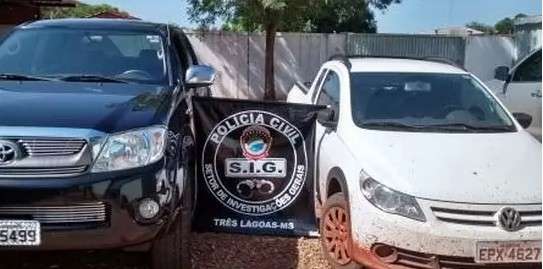Tr&ecirc;s s&atilde;o presos acusados de vender carros roubados em troca de drogas