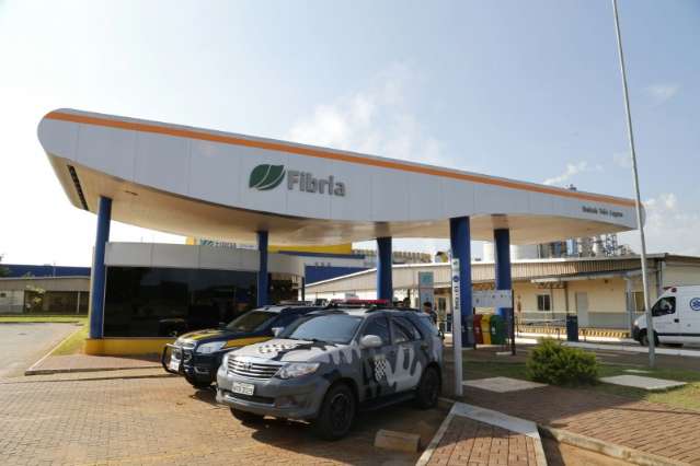 M&atilde;e passal mal e Dilma cancela viagem a MS para lan&ccedil;ar obra em f&aacute;brica