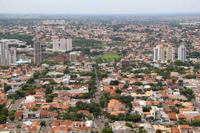 Bolha de calor volta a agir e fim de semana promete ser quente em MS