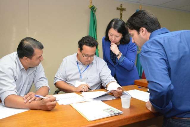 Comiss&atilde;o avalia proposta da empresa melhor qualificada em licita&ccedil;&atilde;o