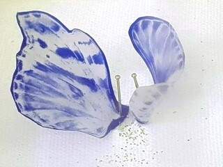 A pintura da borboleta faz parte da mostra sobre o mundo das fadas (Foto: Divulgação/FCMS)
