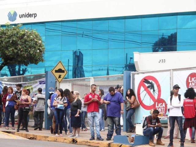 Ap&oacute;s absten&ccedil;&atilde;o de 36% em MS, Enem aplica segunda prova neste domingo