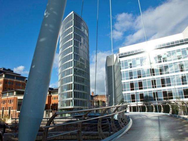 De Londres, Trad lamenta morte de Niemeyer e destaca obra na Capital