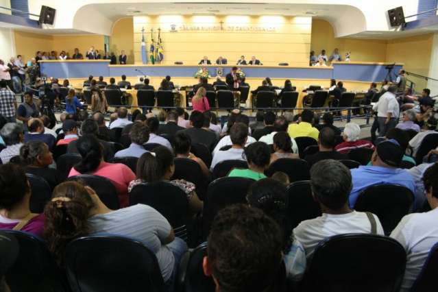 Vereadores fazem balan&ccedil;o e cobram mais &quot;humildade&quot; de Bernal