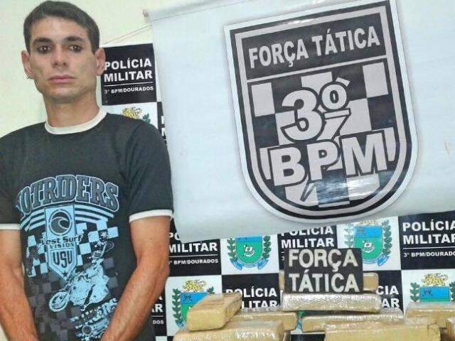 Contratado por R$ 1.200 para levar maconha, homem &eacute; preso em &ocirc;nibus