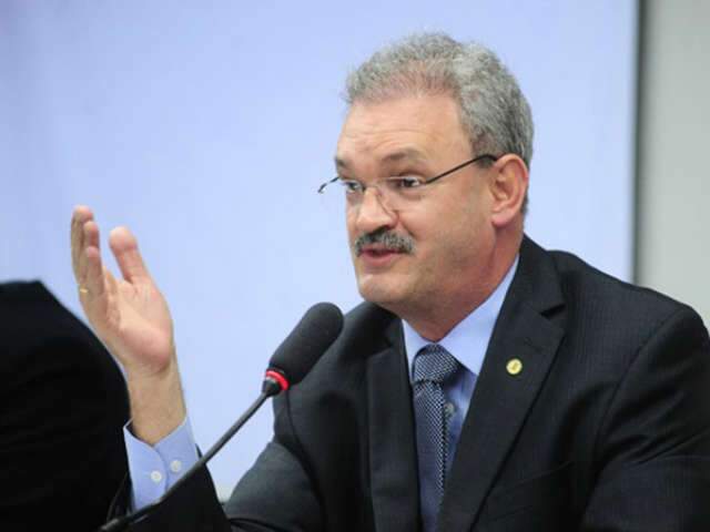  Pesquisa deve indicar nome do PMDB &agrave; Prefeitura de Dourados at&eacute; fim do m&ecirc;s