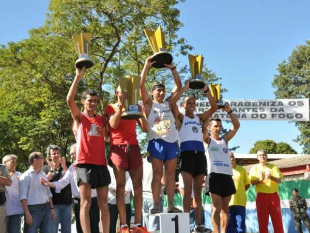  Representantes do PR e MG vencem Maratona do Fogo