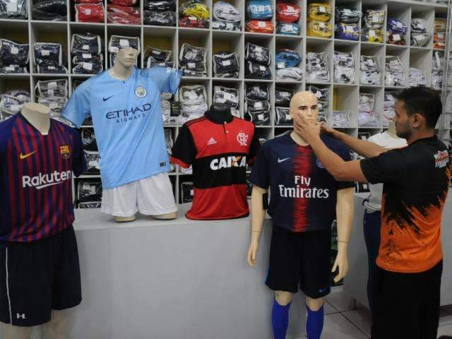 CR7 lidera ranking de venda de camisetas por aqui, ao lado de times de SP e RJ