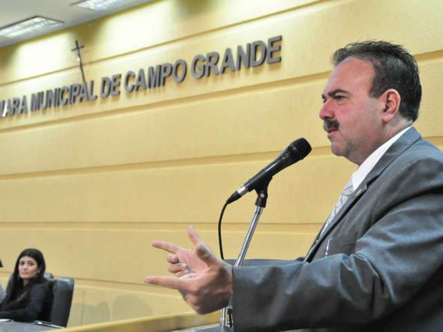  Vereadores protestam contra viol&ecirc;ncia a crian&ccedil;a e pedem perda de guarda
