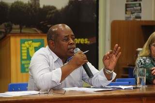 O presidente da ACP-MS, Geraldo Gonçalves, disse que lamenta a greve dos professores. (Foto: Fernando Antunes)