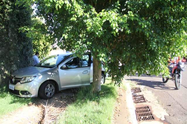 Duas mulheres ficam feridas em acidente no Bairro S&atilde;o Bento