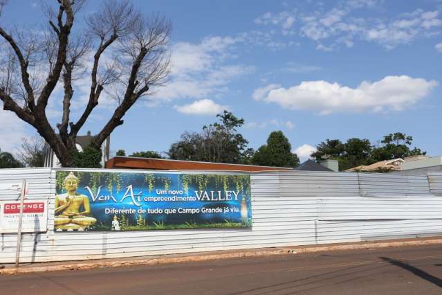 Com &aacute;gua por todo lado e menu tailand&ecirc;s, &quot;ilha&quot; deve inaugurar no fim do ano