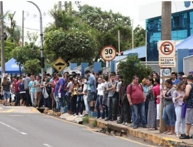Inscri&ccedil;&otilde;es do Encceja come&ccedil;am em maio; provas ser&atilde;o aplicadas em agosto 