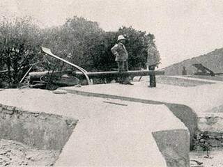 Canhões armstrong instalados em 1907: sem uso