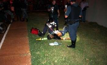 Homem &eacute; morto pela pol&iacute;cia depois de tentar sequestrar jovem