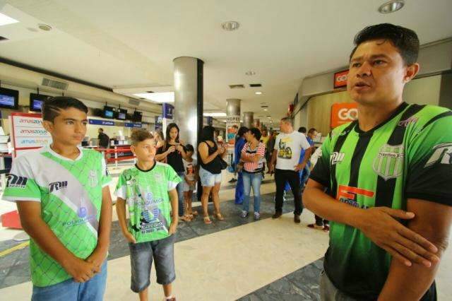Meninos da Capital embarcaram pelo sonho de jogar em time grande