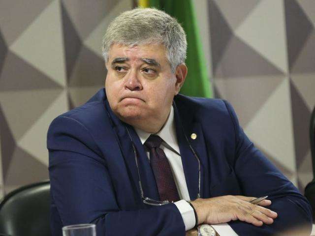 &quot;N&atilde;o sei se &eacute; adiamento ou cancelamento&quot;, diz Marun sobre posse