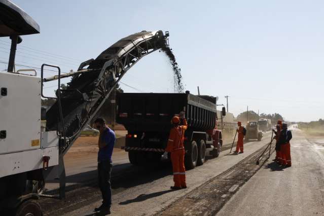 Cinco trechos da BR-163 ficam interditados parcialmente nesta quinta