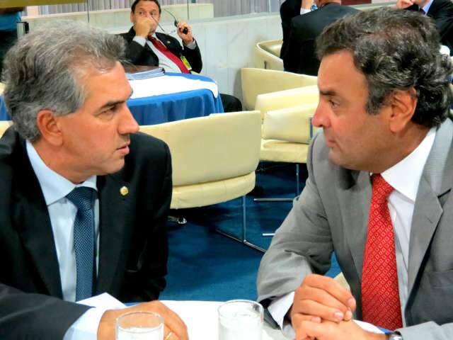  Na Capital, A&eacute;cio Neves se reunir&aacute; com pr&eacute;-candidatos do PSDB
