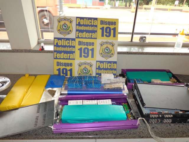 Homem &eacute; preso com maconha, esteroides e anabolizantes em Rio Brilhante