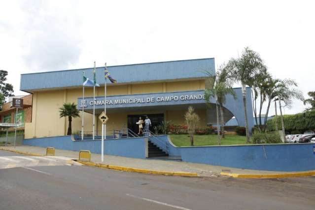 Pr&eacute;dio da C&acirc;mara vale 34% do valor proposto por empresa, diz prefeitura