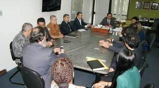 Reunião contou com a participação de diversos órgãos municipais e estaduais. (Foto: Divulgação Governo MS)