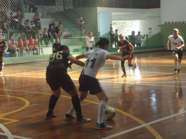 Copa Pelezinho Feminino de Futsal come&ccedil;a com quatro jogos e goleadas